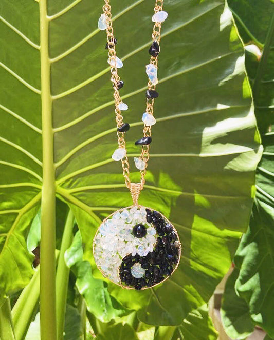 Collar Yin Yang ☯️ con Cuarzos Naturales🌱